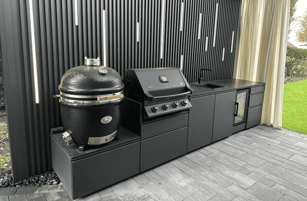 Eine Outdoorküche in der Renson Linarte